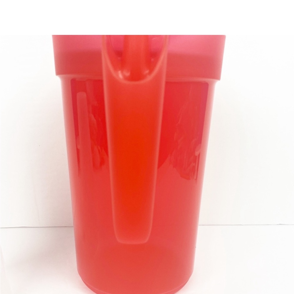 Tupperware Red Food Storage Pitcher with Handle - Picture 6 of 6